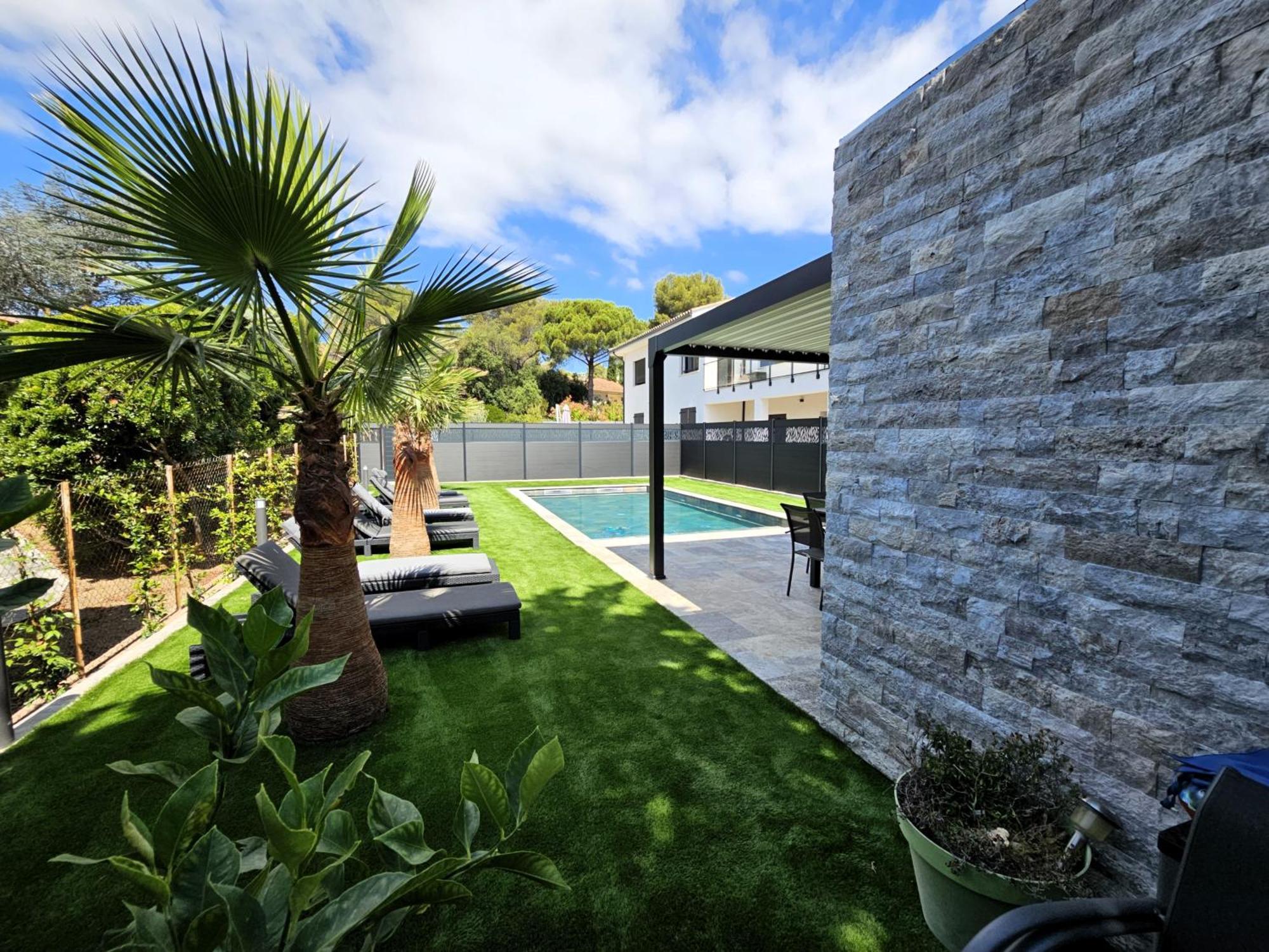 Etoile Du Berger Saint Aygulf 3 Villas Et 4 Appartements Jardin Individuel Et Piscine Chauffee En Saison - La Mer Et Les Plages 450 M Екстериор снимка