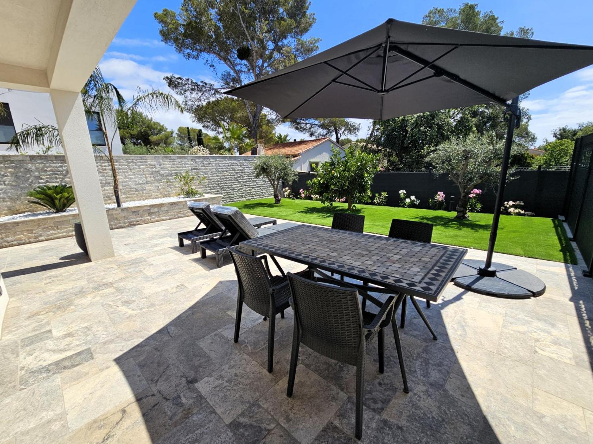 Etoile Du Berger Saint Aygulf 3 Villas Et 4 Appartements Jardin Individuel Et Piscine Chauffee En Saison - La Mer Et Les Plages 450 M Екстериор снимка