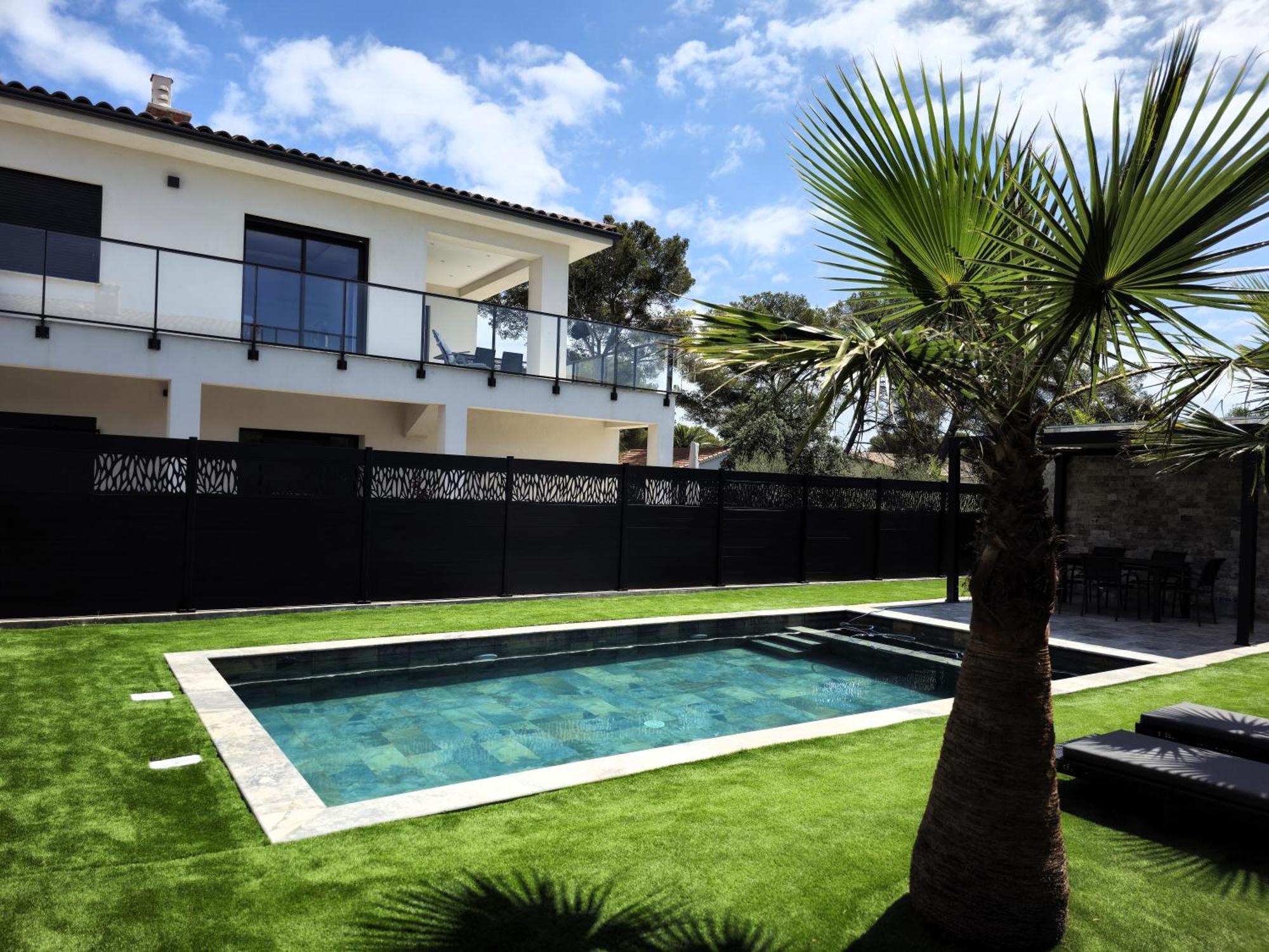 Etoile Du Berger Saint Aygulf 3 Villas Et 4 Appartements Jardin Individuel Et Piscine Chauffee En Saison - La Mer Et Les Plages 450 M Екстериор снимка